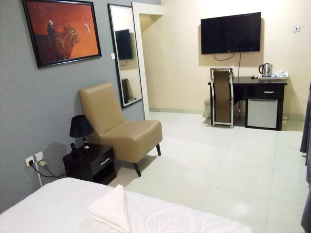 Primal Aparthotel Ikoyi Лагос Екстериор снимка