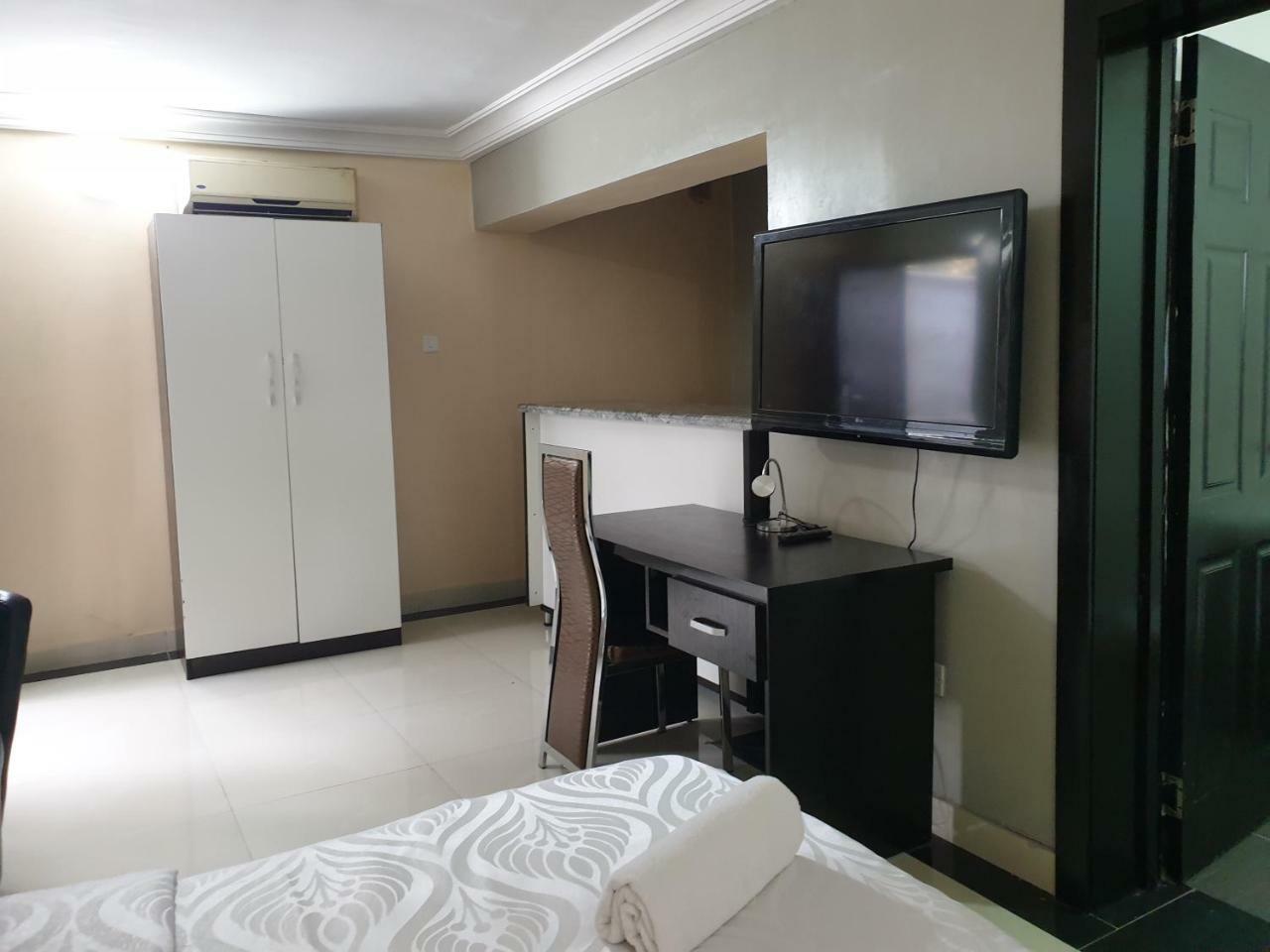 Primal Aparthotel Ikoyi Лагос Екстериор снимка