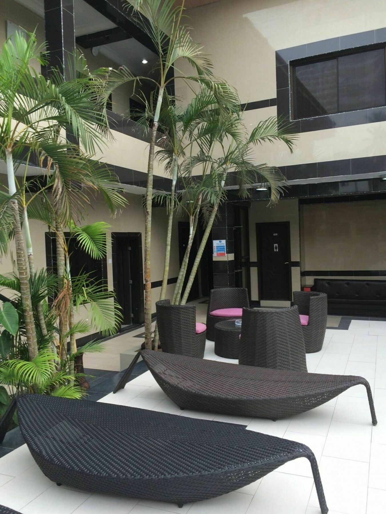 Primal Aparthotel Ikoyi Лагос Екстериор снимка